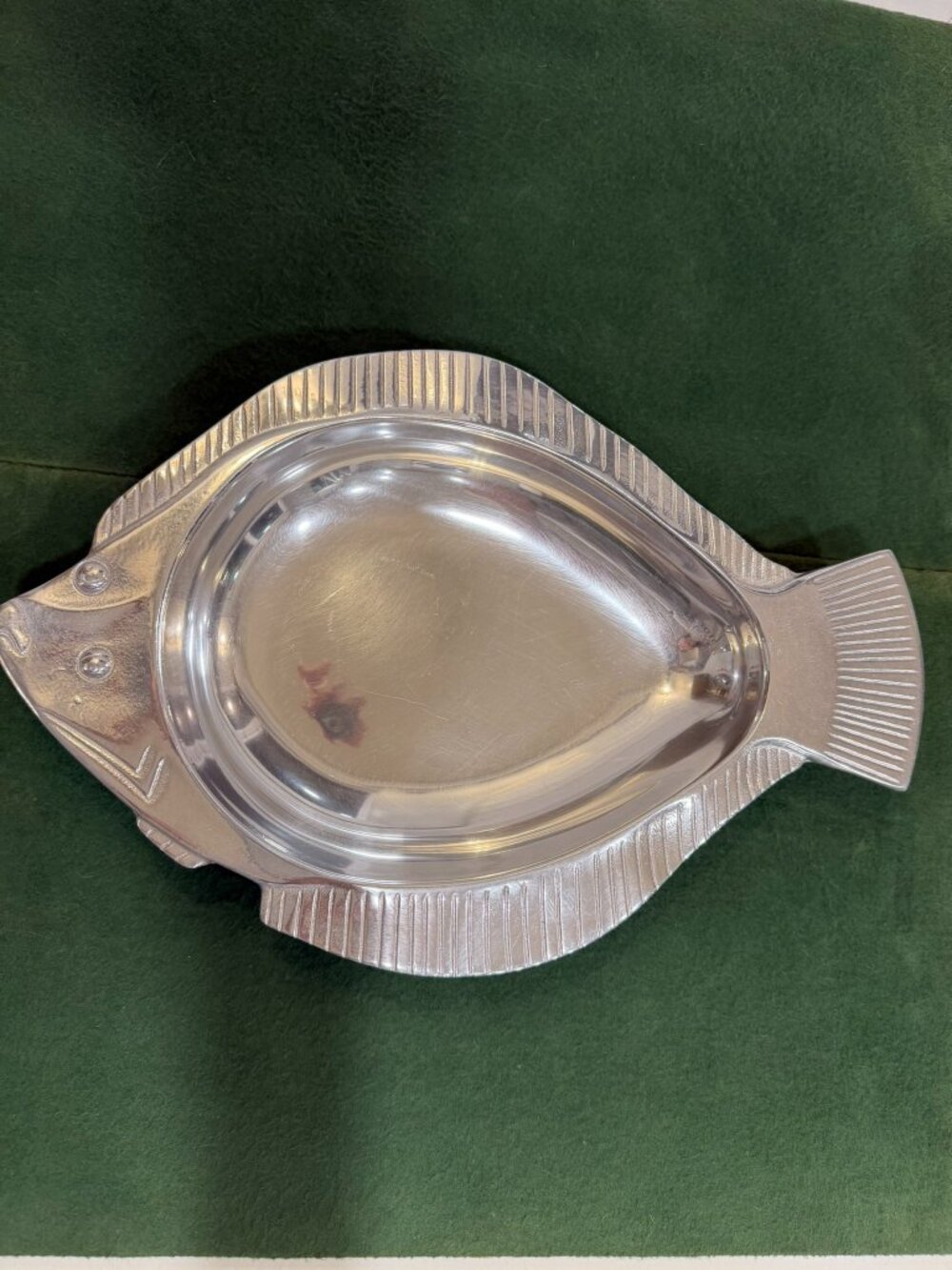 Vintage Wilton Armetale "Fauna" Large Flounder Serving Dish - with original box